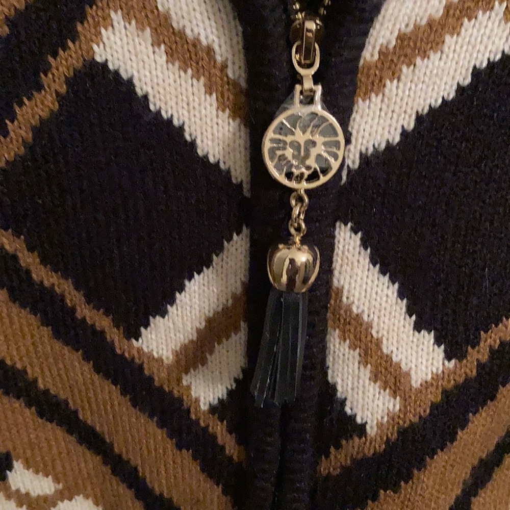 Sweater - Picture 3 of 6
